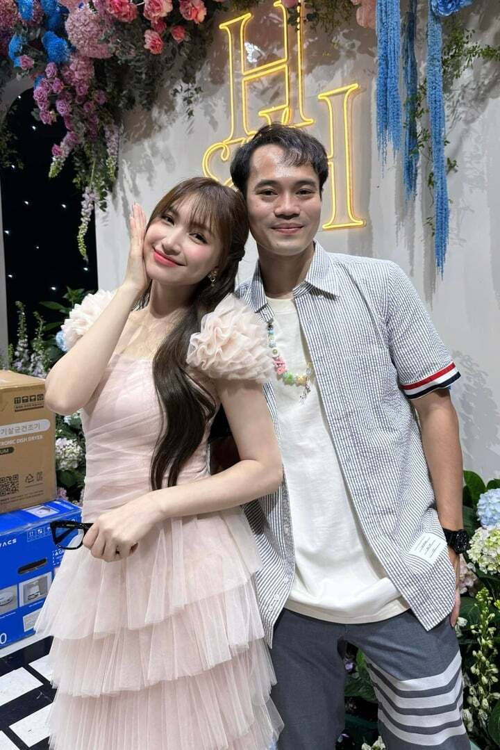 Nhiều fan nhiệt liệt "đẩy thuyền" Văn Toàn và Hòa Minzy