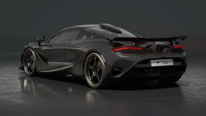 Lực ép xuống mặt đường của chiếc xe 750S Le Mans tăng thêm 10% so với bản tiêu chuẩn.