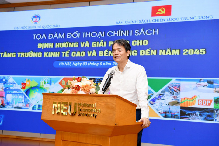 GS.TS Phạm Hồng Chương.