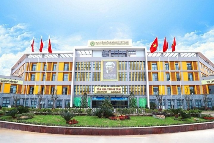 Tòa nhà Trung tâm, Học viện Nông nghiệp Việt Nam.
