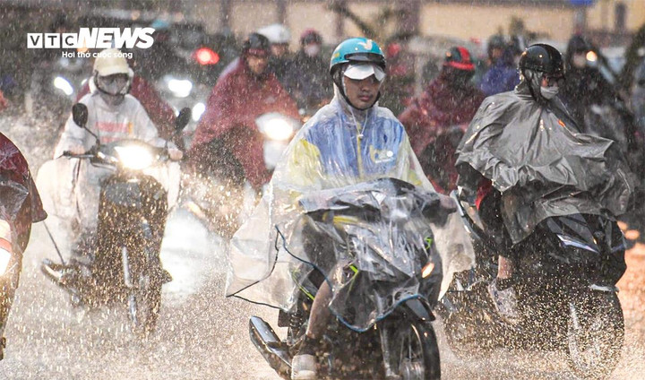 Từ đêm 8/6, miền Bắc mưa rào và dông rải rác, có nơi mưa to sau những ngày nắng nóng. (Ảnh minh hoạ: Viên Minh)