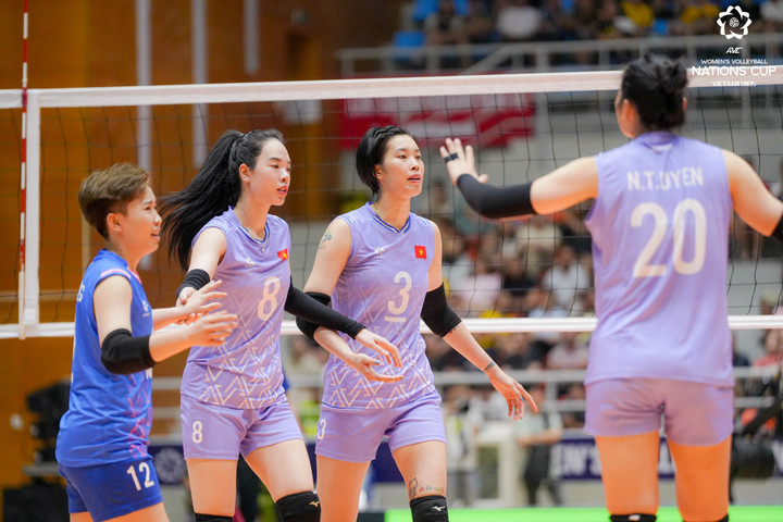 Đội tuyển Việt Nam tạo ra khoảng cách an toàn và có thể sớm kết thúc trận đấu. (Ảnh: AVC)