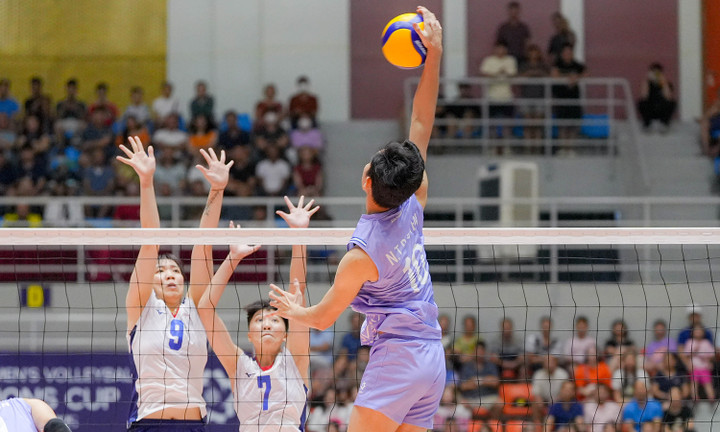 Hàng chắn của Đài Loan (Trung Quốc) không hiệu quả trước Bích Tuyền. (Ảnh: AVC)