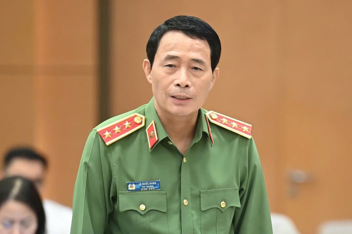 Thượng tướng Lê Quốc Hùng, Thứ trưởng Bộ Công an.