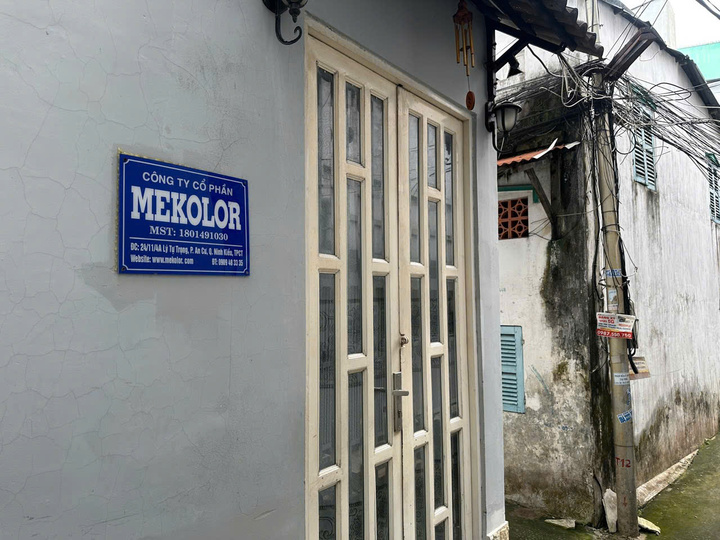 Văn phòng Công ty cổ phần Mekolor tại Cần Thơ do ông Võ Xuân Trường làm Chủ tịch kiêm Giám đốc, nằm trong một con hẻm nhỏ của đường Lý Tự Trọng, phường An Cư, quận Ninh Kiều. (Ảnh: H. X)
