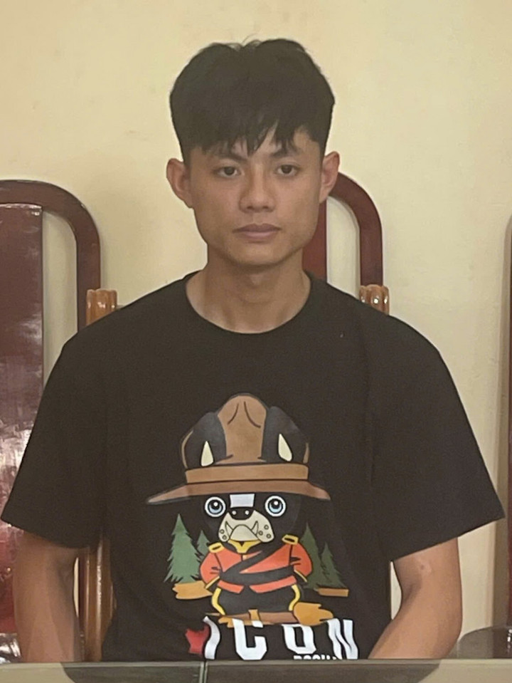 Phạm Văn Thanh tại cơ quan công an