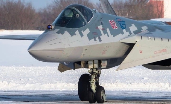 Mô hình sản xuất hàng loạt Su-57 trong Lực lượng Không quân Vũ trụ Nga. (Ảnh: Military Watch)