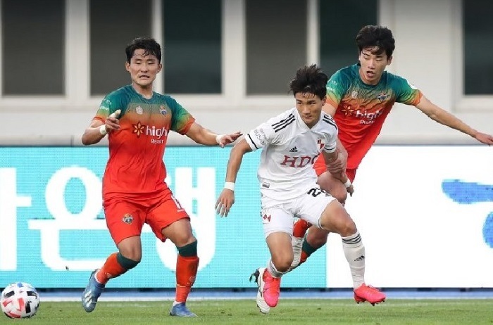 Gangwon FC chạm trán Jeonbuk FC tại K League 1