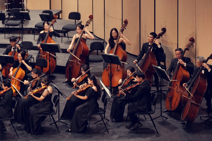 Gala “Đẹp & Chất” sẽ là món quà tinh thần giàu tính nghệ thuật mà ROX Group dành tặng cán bộ nhân viên.