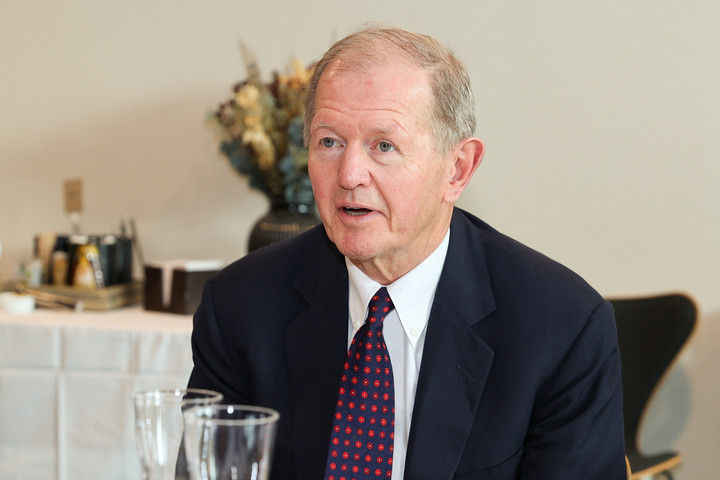 Ông Marcus Wallenberg và lãnh đạo một số doanh nghiệp thuộc hệ thống của Tập đoàn, như Astra Zeneca, Ericsson… đã trao đổi, tìm hiểu cơ hội và kế hoạch đầu tư tại Việt Nam trong các lĩnh vực năng lượng, tài chính, khoa học, công nghệ, viễn thông… (Ảnh: VGP/Nhật Bắc)