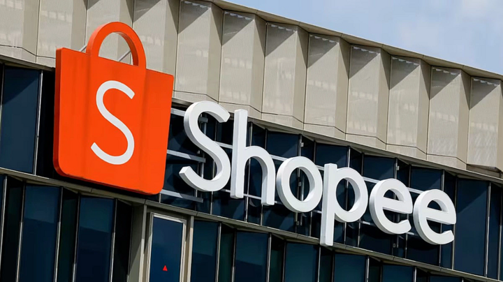 Shopee thu thêm phí hạ tầng 3.000 đồng/đơn, người bán lo "méo mặt"