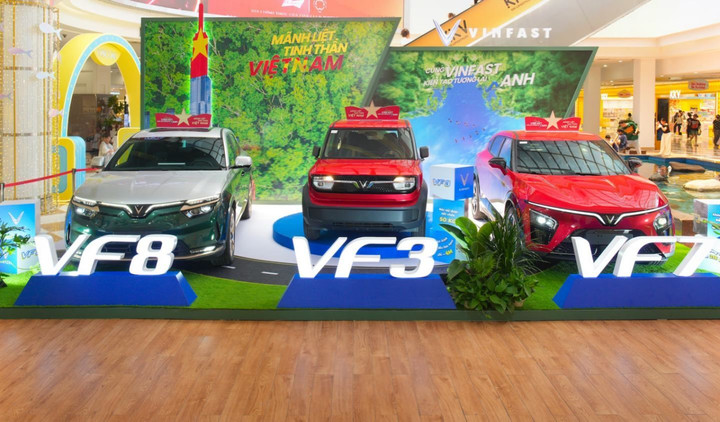 Khách hàng đặt cọc mua xe tại concert Anh trai vượt ngàn chông gai sẽ nhận được quà tặng trị giá lên tới 25 triệu đồng.