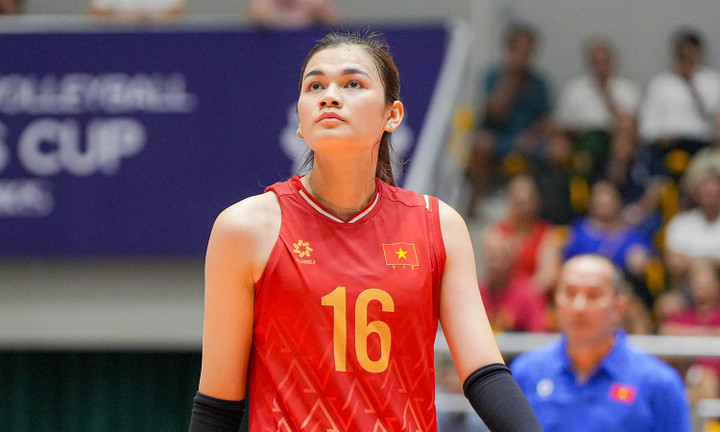 Như Quỳnh tấn công hiệu quả.