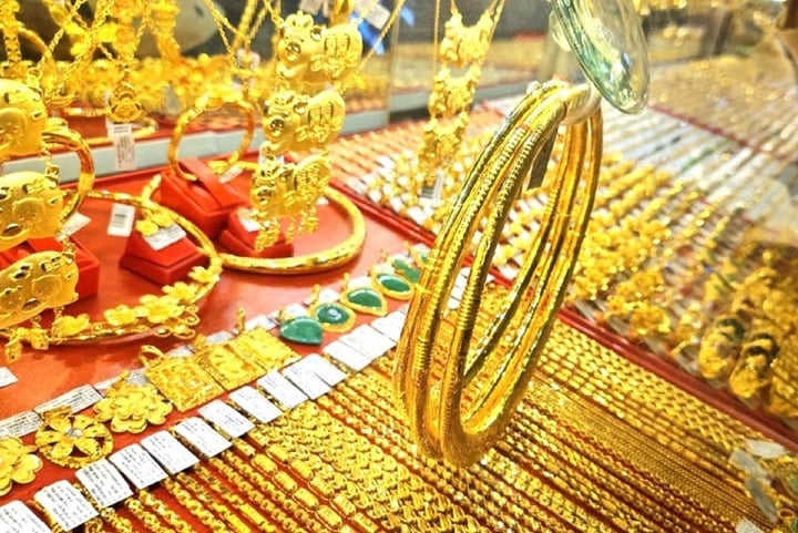 Giá vàng trong nước và thế giới hôm nay tiếp tục tăng. (Ảnh minh hoạ).