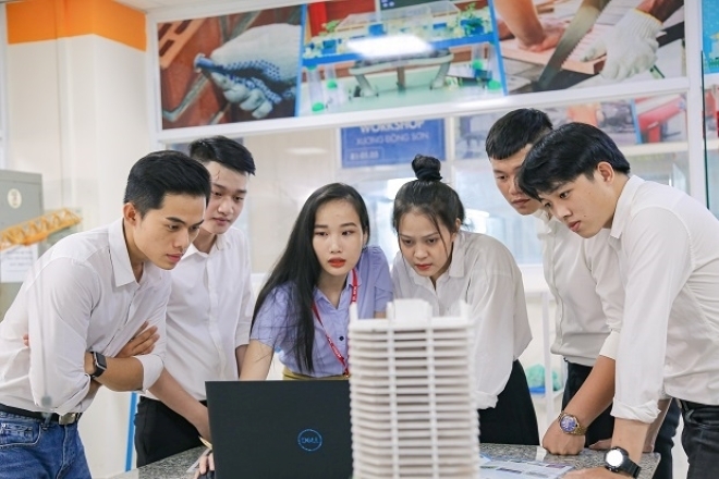 Học phí khối ngành Xây dựng các trường đại học 2025, cao nhất 150 triệu đồng/năm. (Ảnh minh họa)