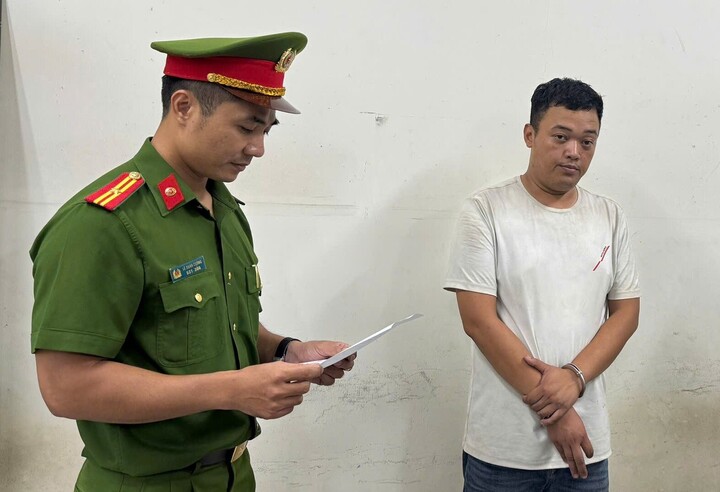 Thái Ngọc Anh tại cơ quan công an.