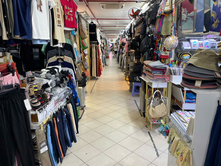 TP.HCM dùng AI quản hàng cấm, hàng giả trên mạng xã hội