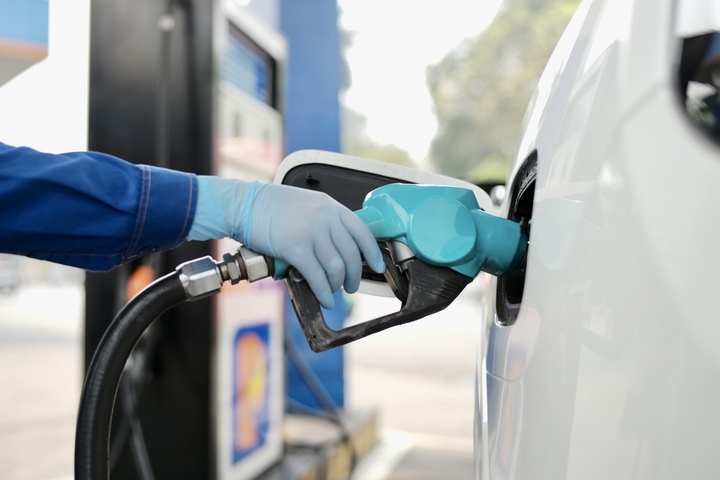 Giá xăng sắp tăng lần thứ tư liên tiếp?