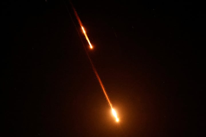 Quân đội Israel tuyên bố phá hủy khoảng 40% số bệ phóng tên lửa đạn đạo của Iran.