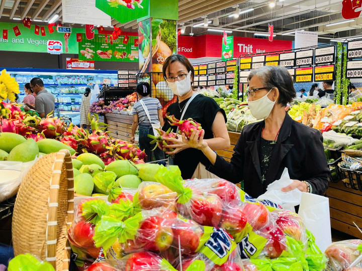 Co.opmart ưu đãi hàng ngàn sản phẩm xanh trong chương trình.