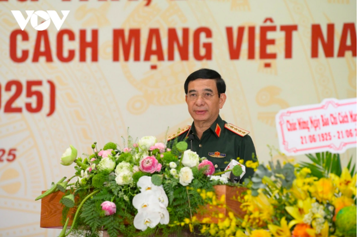 Đại tướng Phan Văn Giang, Bộ trưởng Bộ Quốc phòng. Đại tướng Phan Văn Giang, Bộ trưởng Bộ Quốc phòng.