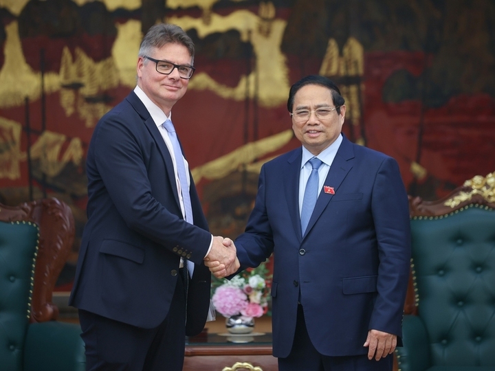 Thủ tướng Phạm Minh Chính tiếp ông Antoine Colin - Phó Chủ tịch cấp cao, phụ trách toàn cầu về chuyển đổi số và chuỗi cung ứng của Tập đoàn HP (Mỹ). (Ảnh: VGP/Nhật Bắc)