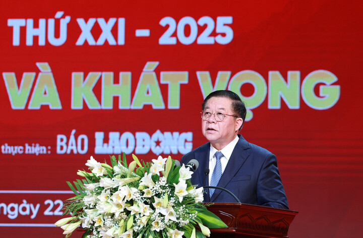 Ông Nguyễn Trọng Nghĩa - Ủy viên Bộ chính trị, Bí thư Trung ương Đảng, Trưởng Ban Tuyên giáo và Dân vận Trung ương - phát biểu tại sự kiện.