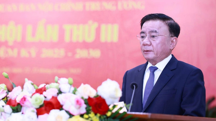 Thường trực Ban Bí thư Trần Cẩm Tú phát biểu chỉ đạo đại hội.