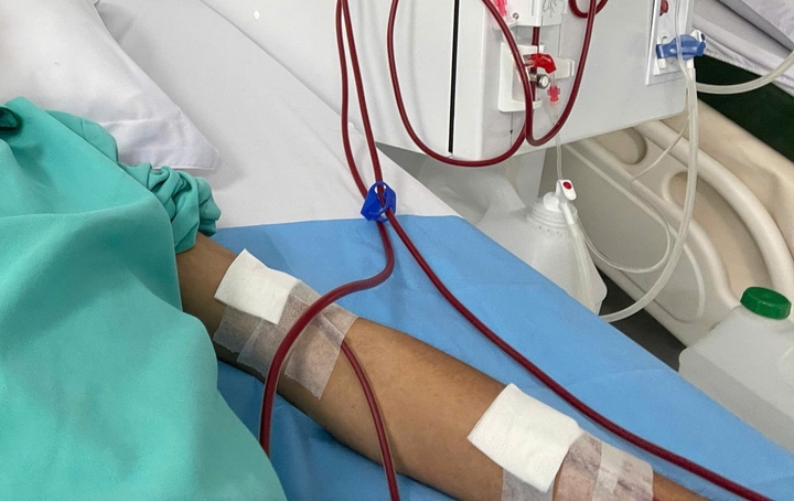 21 tuổi chức năng thận chỉ còn 20% vì lạm dụng nước tăng lực