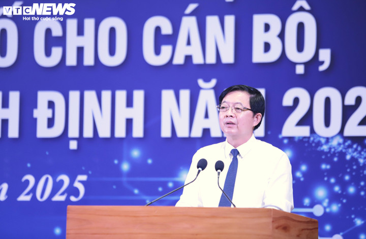 Ông Hồ Quốc Dũng, Bí thư Tỉnh ủy Bình Định phát biểu tại buổi lễ.