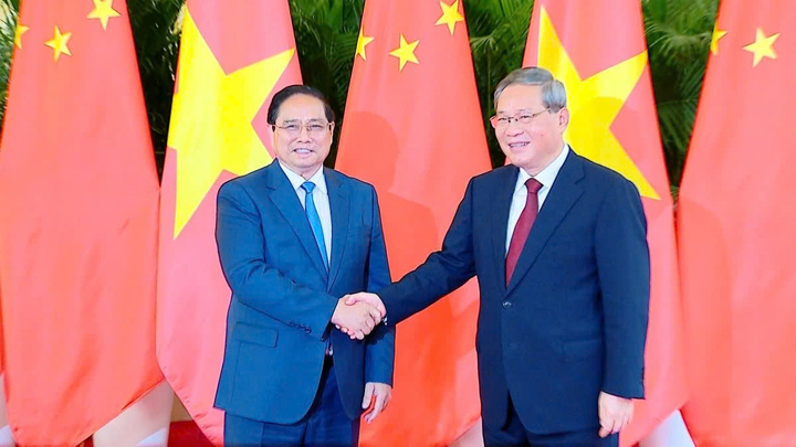 Thủ tướng Phạm Minh Chính và Thủ tướng Trung Quốc Lý Cường.