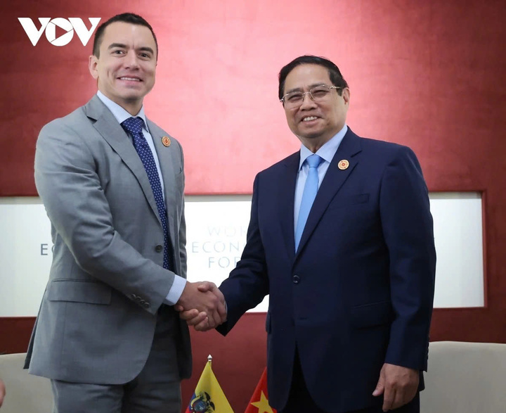 Thủ tướng Chính phủ Phạm Minh Chính gặp Tổng thống Ecuador Daniel Noboa.