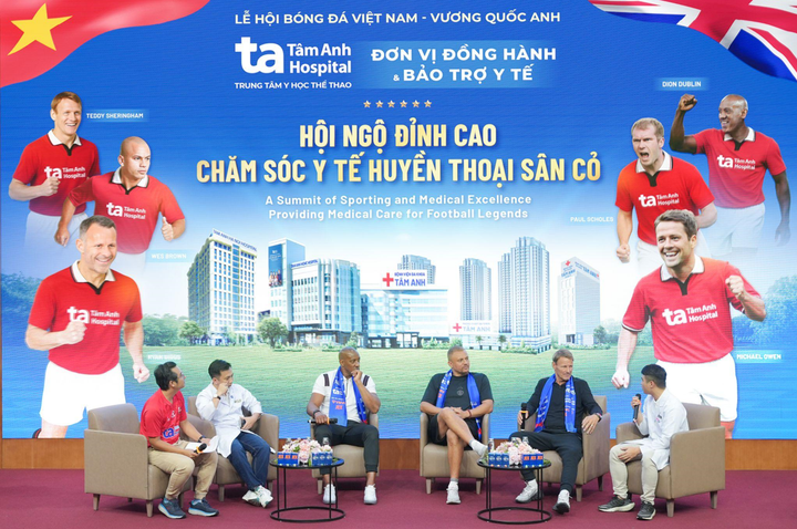 Các huyền thoại chia sẻ rất an tâm trong thời gian thi đấu tại Việt Nam sau khi tham quan cơ sở vật chất tại BVĐK Tâm Anh với thiết bị y học thể thao đỉnh cao. (Ảnh: BVĐK Tâm Anh)