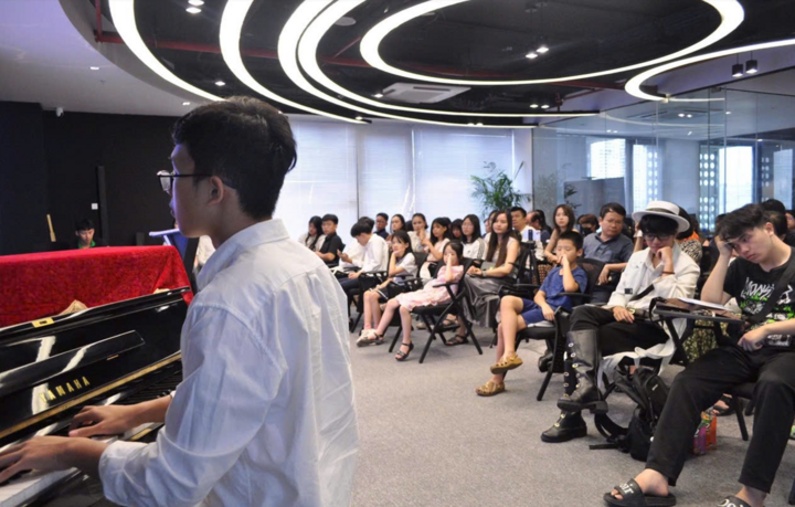 Dự án NovaPath trao tặng máy tính đạt chuẩn cho các em nhỏ vùng sâu vùng xa - 3