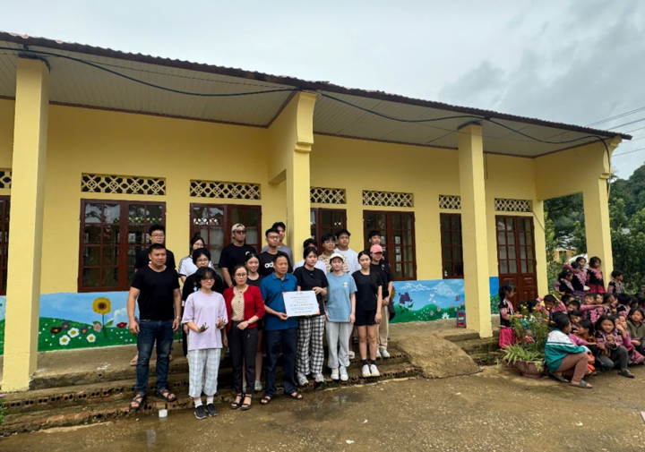 Sự kiện NovaPath kết thúc thành công tại buổi trao tặng những chiếc máy tính đạt chuẩn tới các em học sinh.