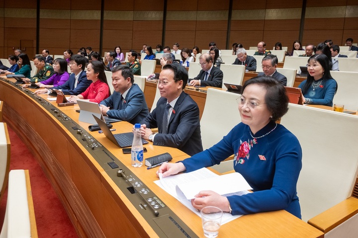 Thống đốc NHNN được cho vay đặc biệt lãi suất 0%, không tài sản đảm bảo