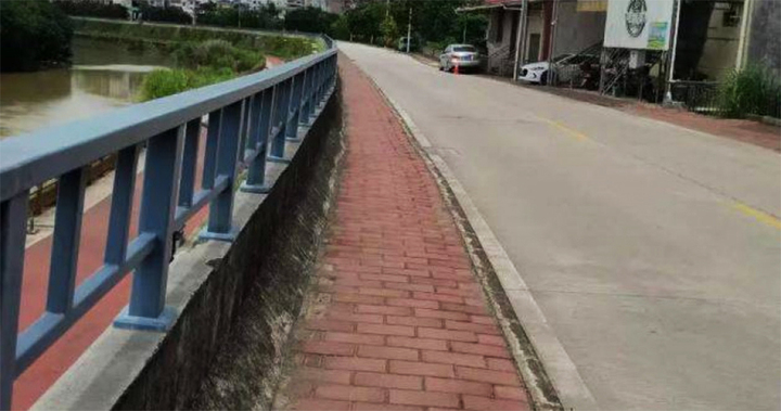 Nơi xảy ra vụ nhảy sông. (Ảnh: Jimu News)