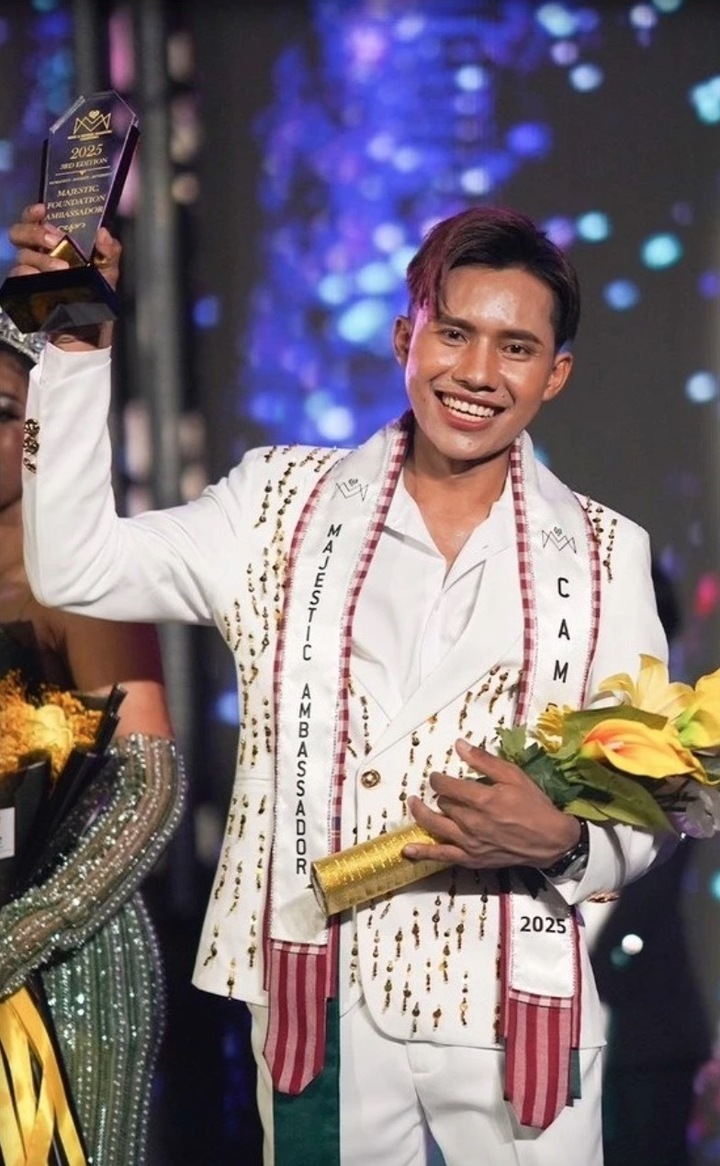 Lai Thai lọt top 5 Nam vương Campuchia và giành giải Majestic Ambassador Award 2025. Ảnh: BTC.