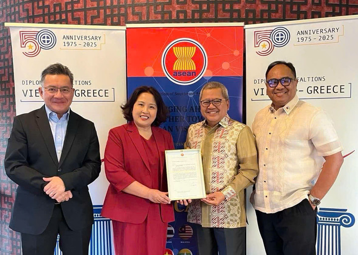 Đại sứ Việt Nam bàn giao chức Chủ tịch Ủy ban ASEAN tại Hy Lạp.