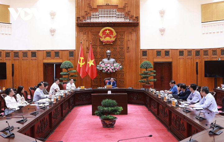 Toàn cảnh cuộc họp.