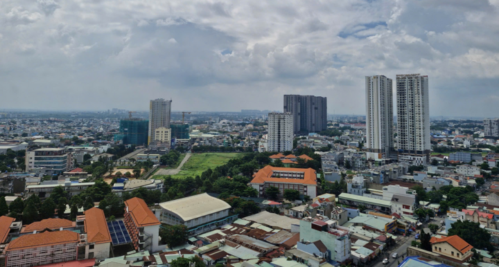 Các dự án nhà ở phát triển mạnh tại các TP Dĩ An, Thuận An của Bình Dương. (Ảnh: Hà Linh)