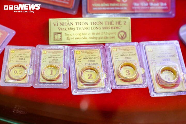 Vàng trong nước giảm chậm hơn. (Ảnh minh họa: Minh Đức)