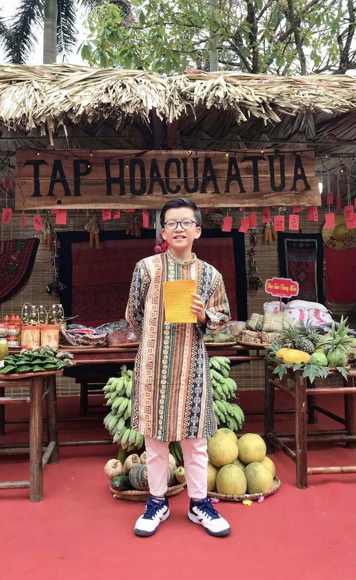 Quang Bình ở tuổi 13.
