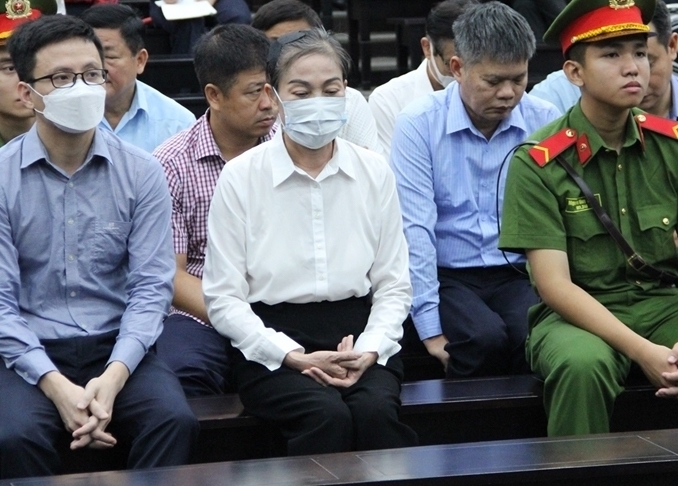 Bị cáo Hoàng Thị Thuý Lan, cựu Bí thư Vĩnh Phúc tại toà. (Ảnh: HN-VP)