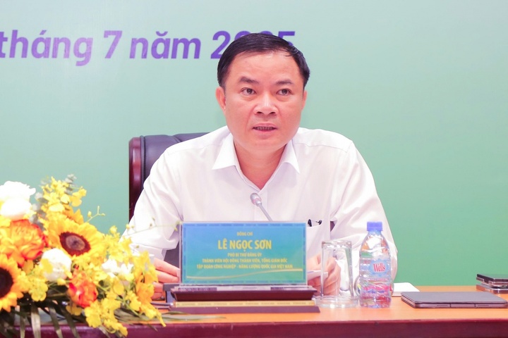 Tổng Giám đốc Petrovietnam Lê Ngọc Sơn yêu cầu các ban chuyên môn, các đơn vị tập trung cao độ hoàn thành và vượt kế hoạch các chỉ tiêu đề ra.
