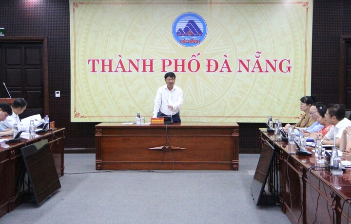 Ông Lương Nguyễn Minh Triết làm việc với Sở Tài chính. (Ảnh: Việt Anh)