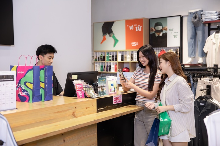 Tập đoàn Aeon ra mắt chương trình điểm thành viên WAON Point - 3