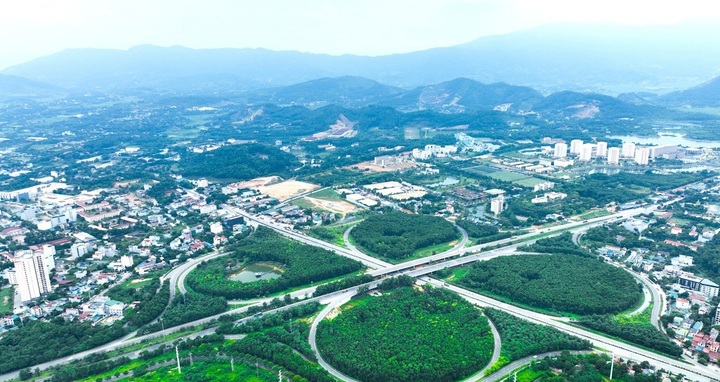 Bộ Nông nghiệp và Môi trường đề nghị 34 tỉnh, thành hoàn thiện kết quả kiểm kê đất đai của cấp xã, tỉnh sau khi sắp xếp đơn vị hành chính và rà soát, đề xuất nhu cầu sử dụng đất đến năm 2030.