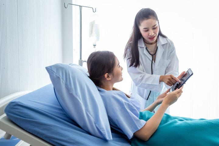 Ung thư có xu hướng ngày càng trẻ hóa với những gánh nặng về tài chính cho cả người bệnh và gia đình.