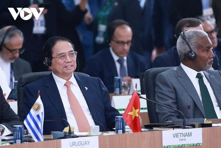 Thủ tướng Phạm Minh Chính phát biểu tại Phiên họp cấp cao về chủ đề "Môi trường, COP30 và Y tế toàn cầu".